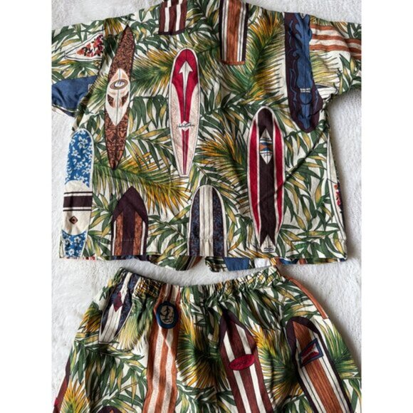 Surfing Hawaiian Shirt and Shorts Set - Picture 6 of 6
